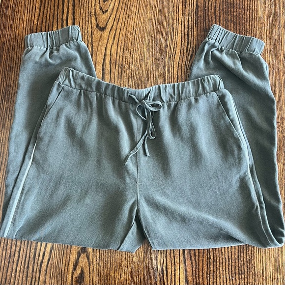 Zara Pants - Zara Olive Green Joggers With Metallic Sidestripe Size Medium